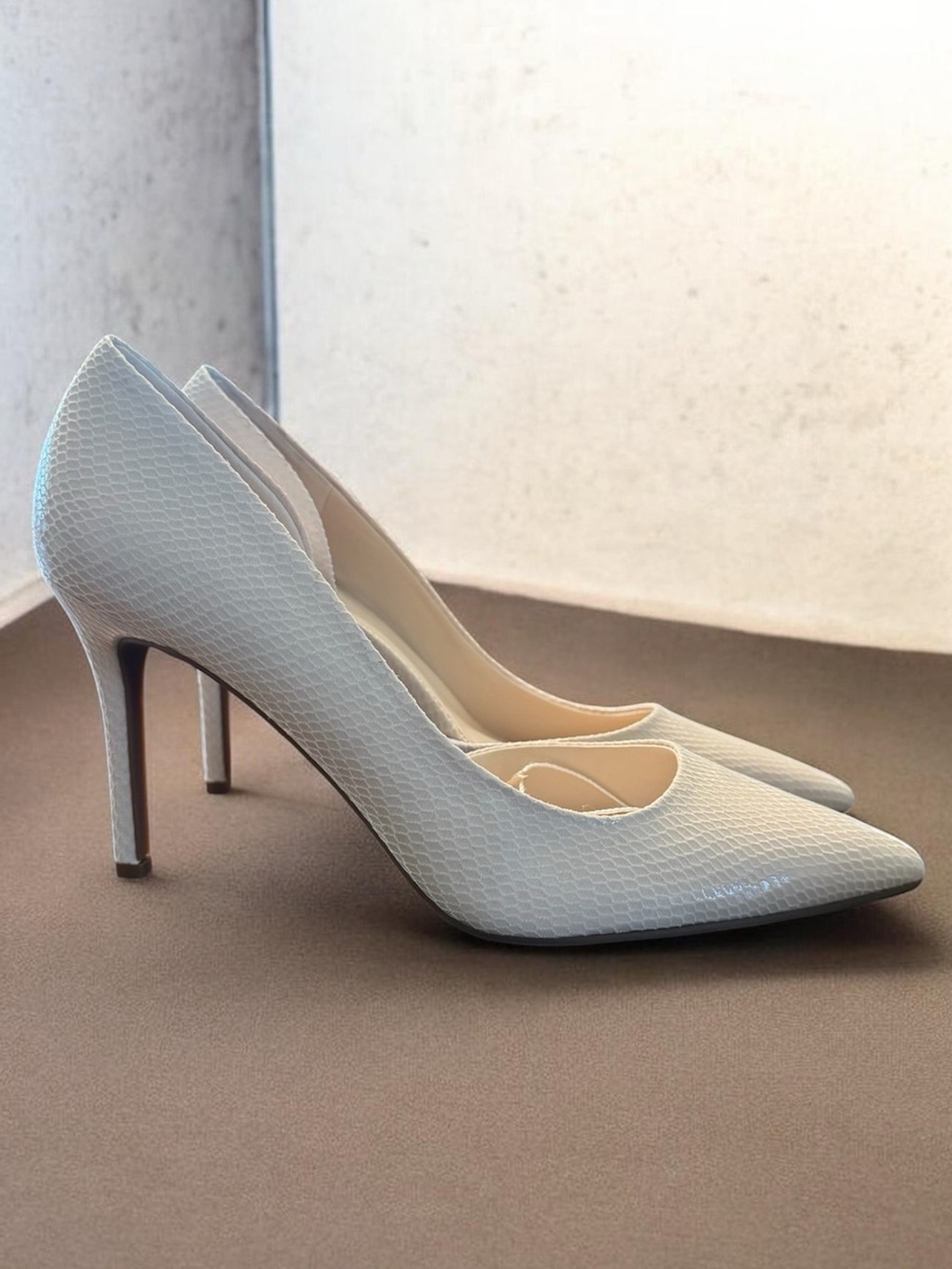Jessica Simpson Ivory Textured Pointed-Toe Stiletto Pumps - Picture 3 of 6